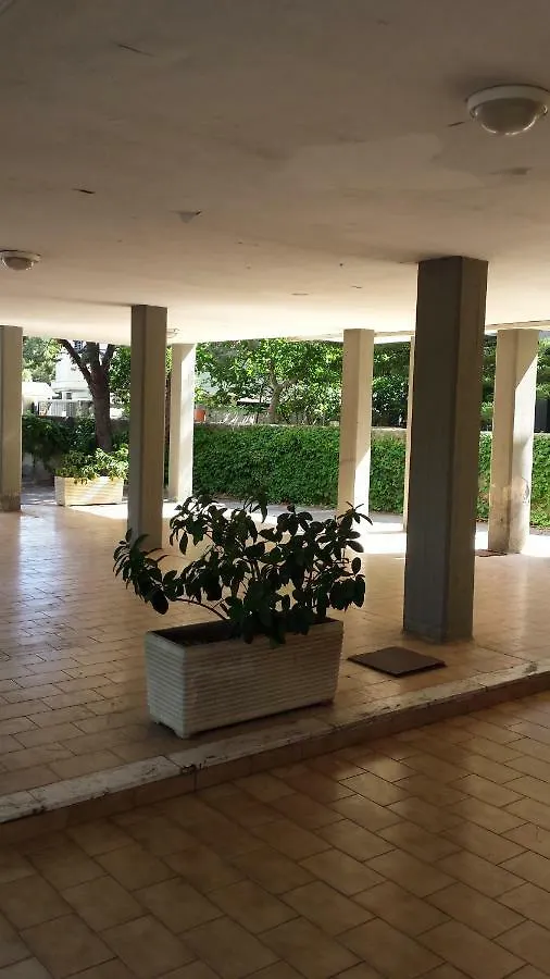 Max B&B Fiera Bari Сasa de vacaciones