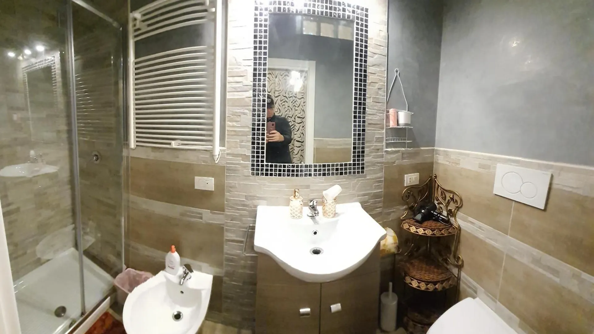 Max B&B Fiera Bari 0*,  Italy